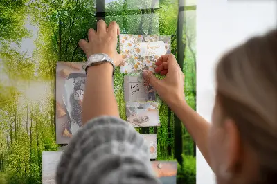 Tablă magnetică cu model de pădure și copaci